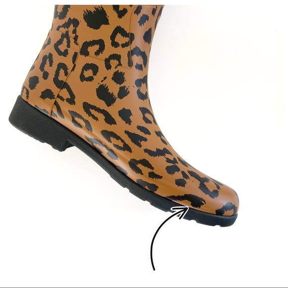 Hunter Original Leopard Print Refined Short Rain Boots in Size 10 - Picture 12 of 16